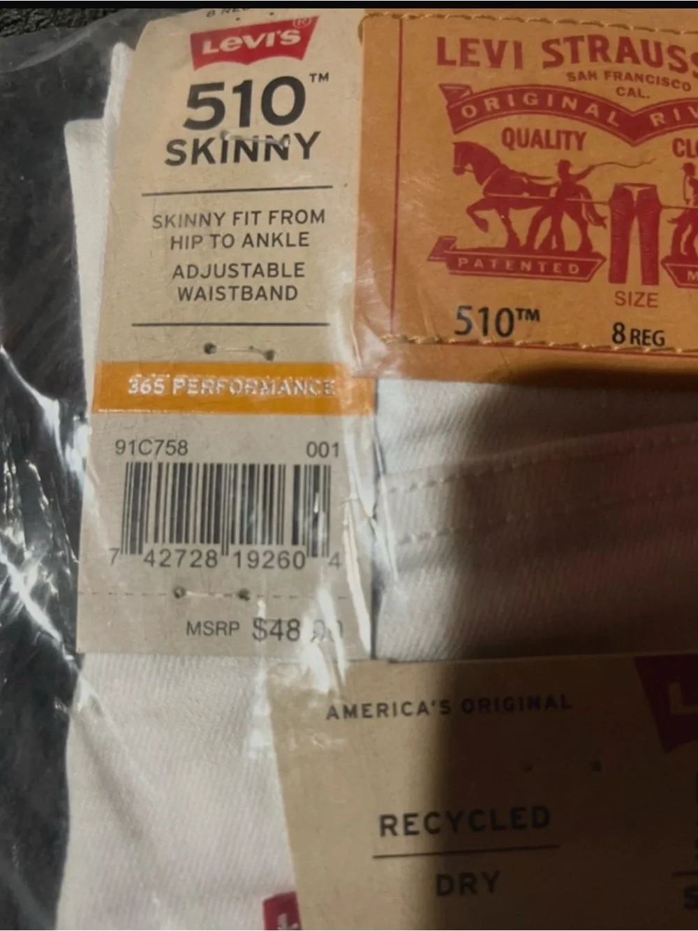 New-boys sz.8. 24 inch waist Levi's 510 Skinny Jeans-classic white jeans